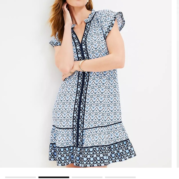 LOFT Floral Flutter Sleeve Blue White & Black Swing Dress Size Medium - Picture 3 of 16